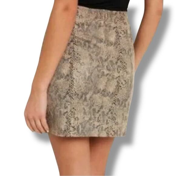 ee:some snake print skirt - Picture 2 of 6